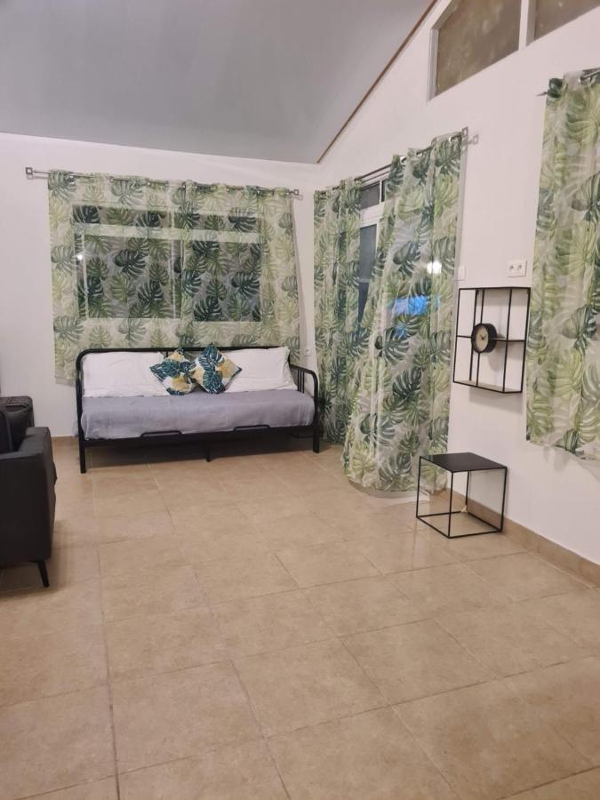 Taharu'U Guest House By The Beach Papara Extérieur photo
